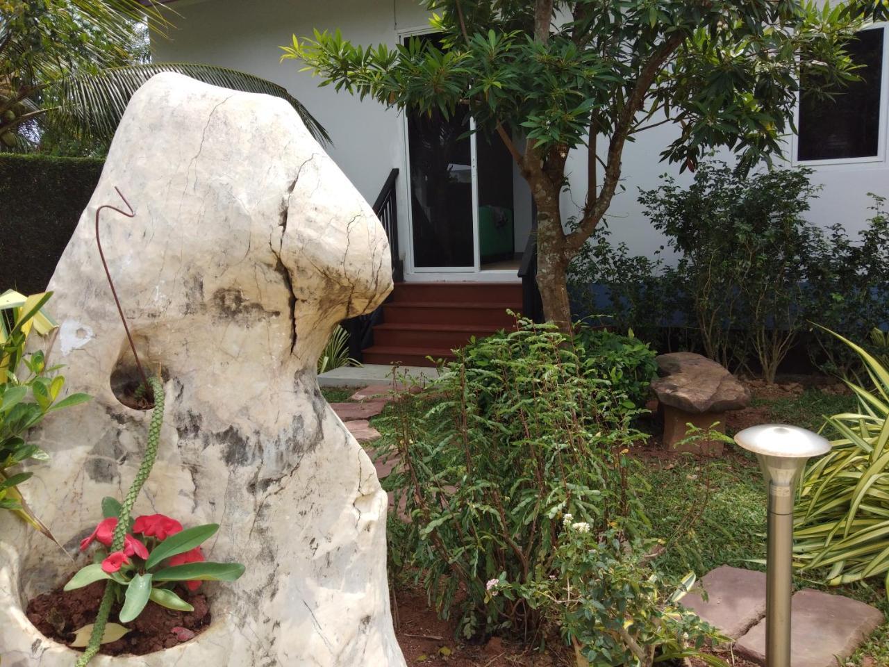 La Maison Ya Nui Resort Phuket Rawai エクステリア 写真